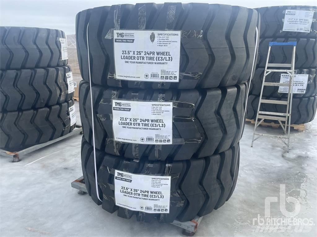 TMG TR235 Pneumatici, ruote e cerchioni