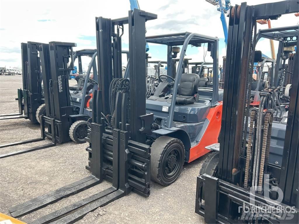 Toyota 8FD40U Carrelli elevatori diesel
