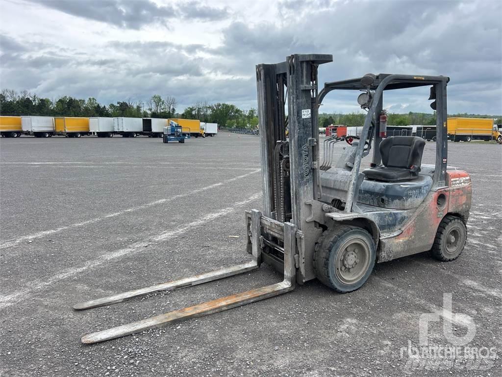Toyota 8FDU30 Carrelli elevatori diesel
