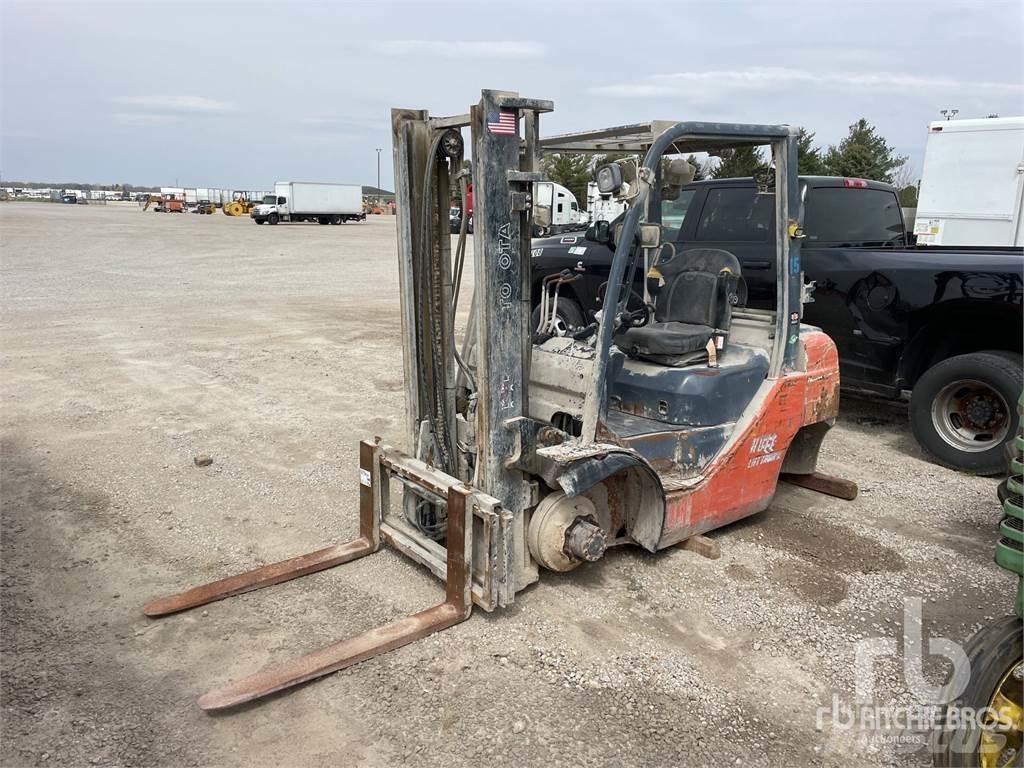 Toyota 8FGU25 Carrelli elevatori diesel