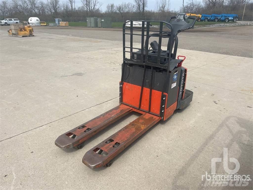 Toyota 8HBE30 Portapallet