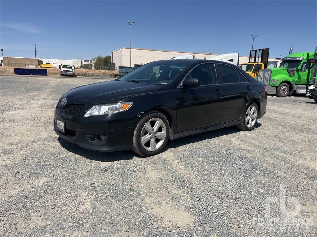 Toyota CAMRY Auto