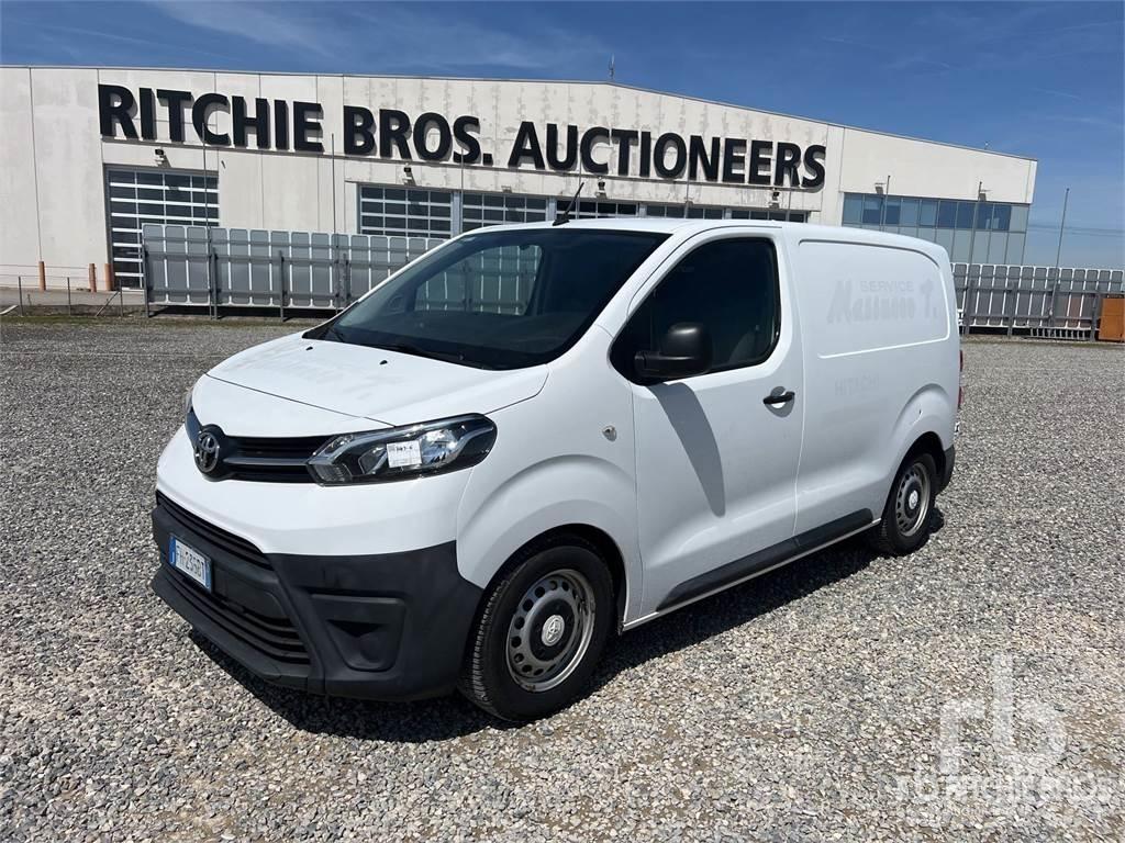 Toyota PROACE Furgone chiuso