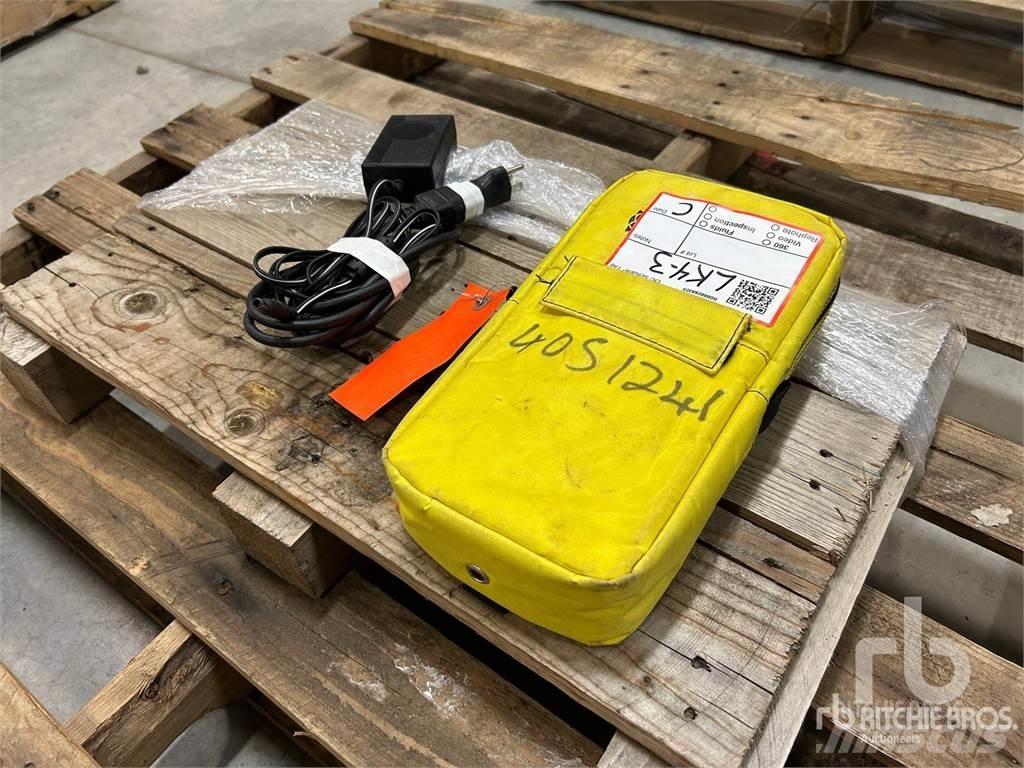 Trimble TSC3 Posatubi cingolati