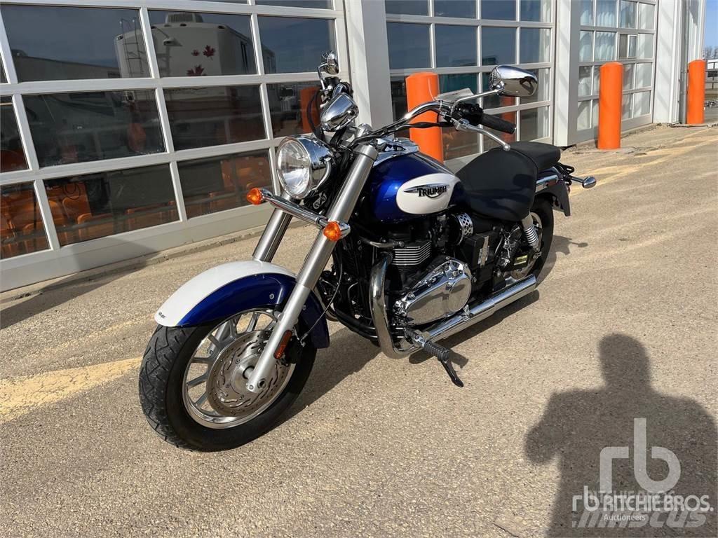 Triumph AMERICA Auto