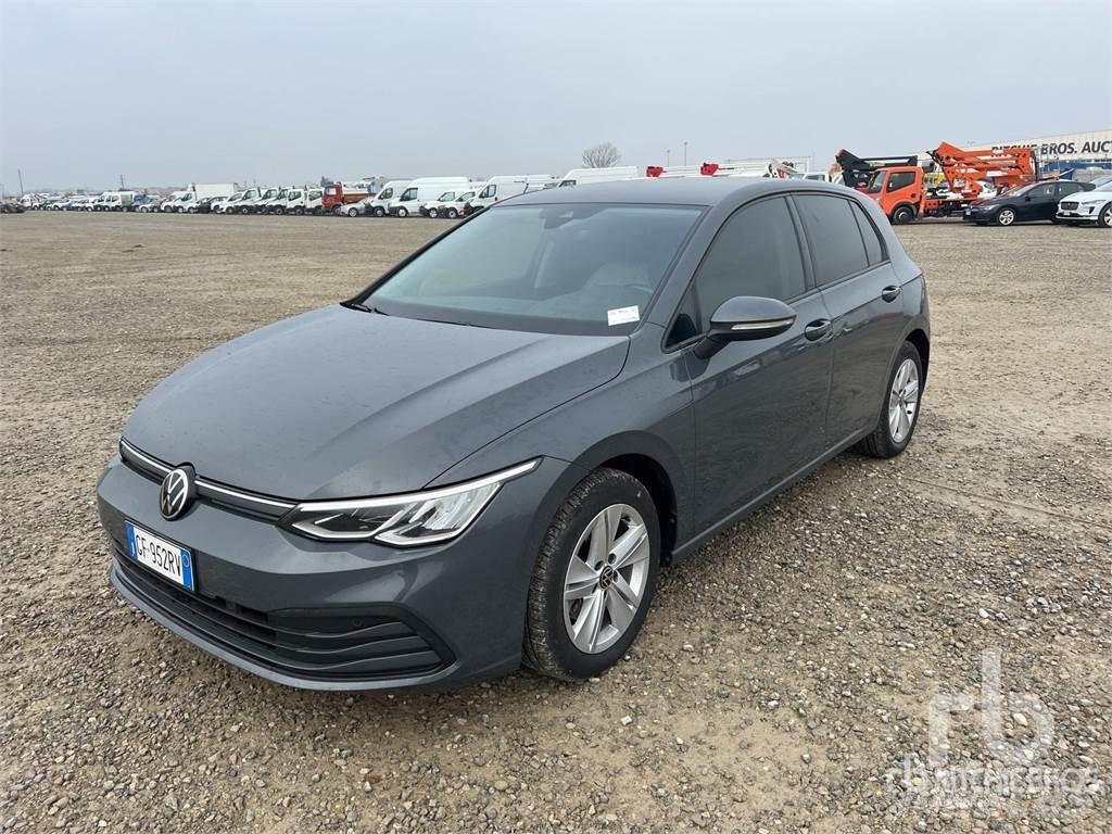 Volkswagen GOLF Auto