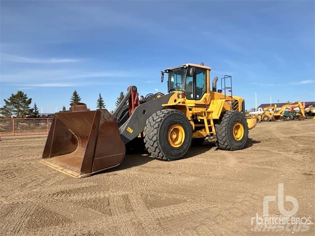 Volvo L220F Pale gommate