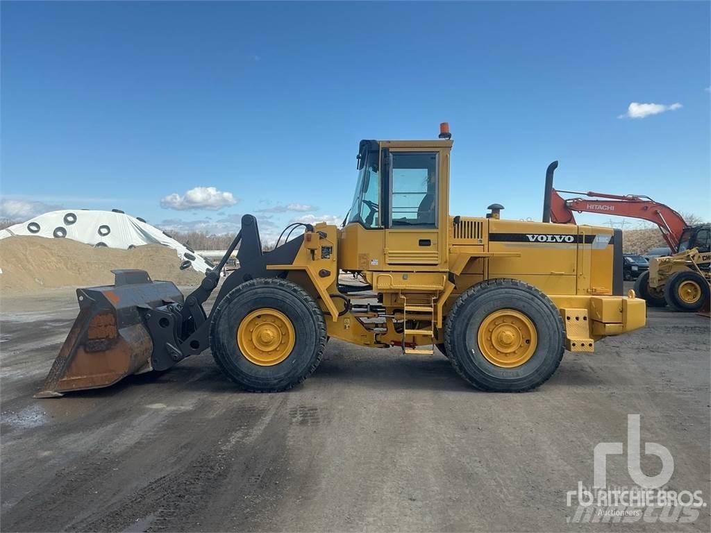 Volvo L90C Pale gommate