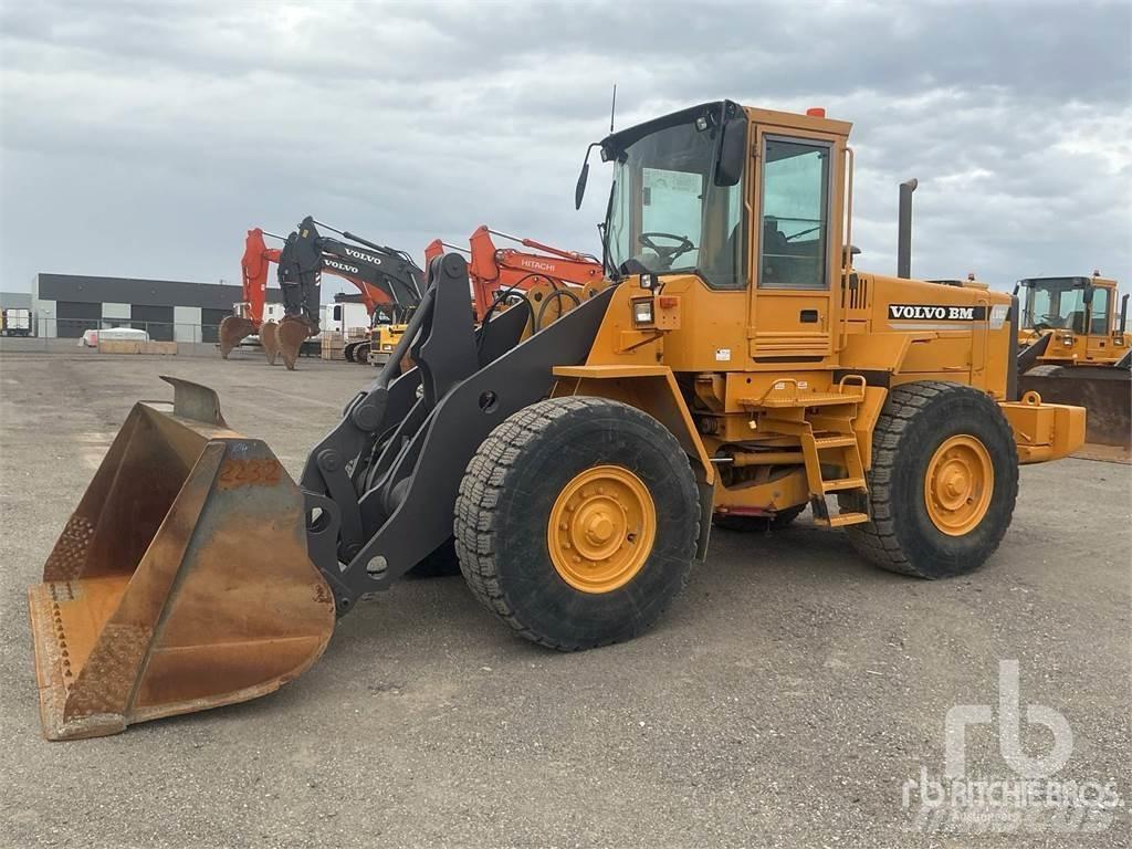 Volvo L90C Pale gommate