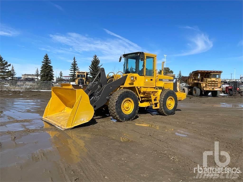 Volvo L90C Pale gommate