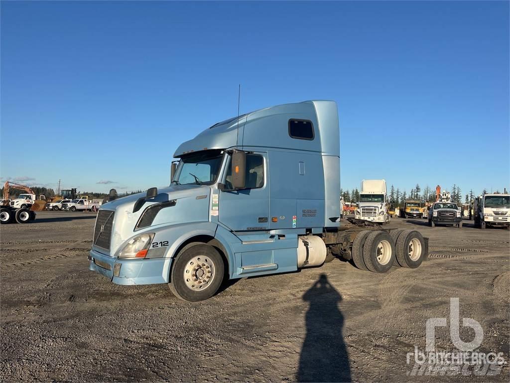 Volvo VNL Motrici e Trattori Stradali