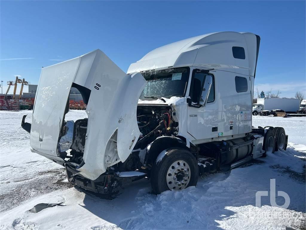 Volvo VNL Motrici e Trattori Stradali