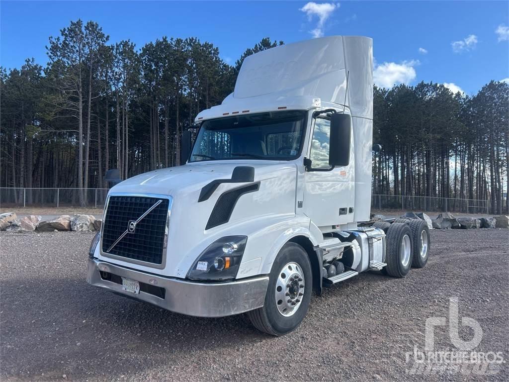 Volvo VNL Motrici e Trattori Stradali