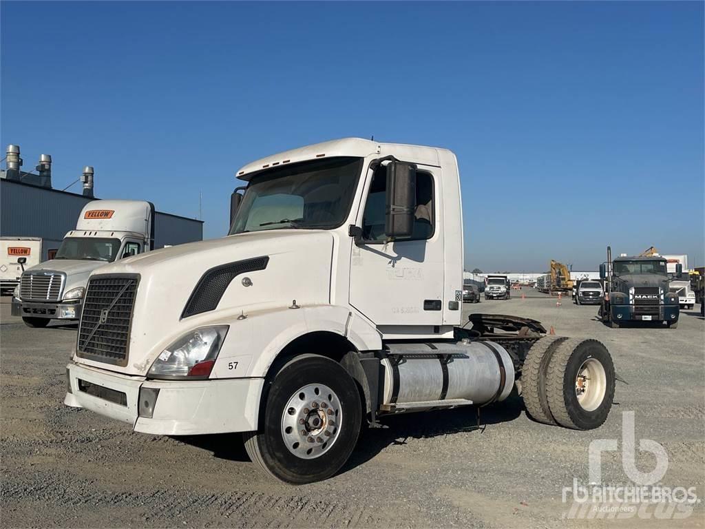 Volvo VNL Motrici e Trattori Stradali