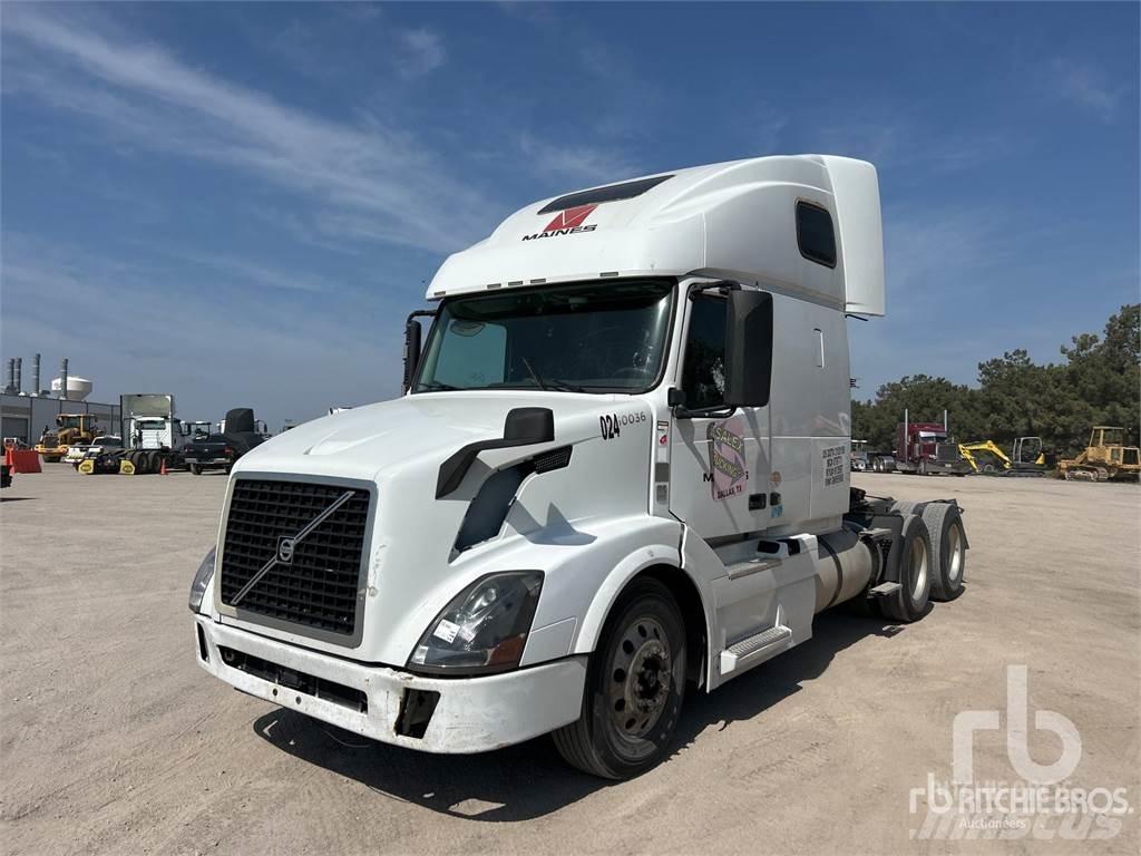 Volvo VNL Motrici e Trattori Stradali
