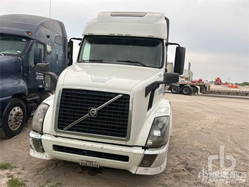 Volvo VNL Motrici e Trattori Stradali
