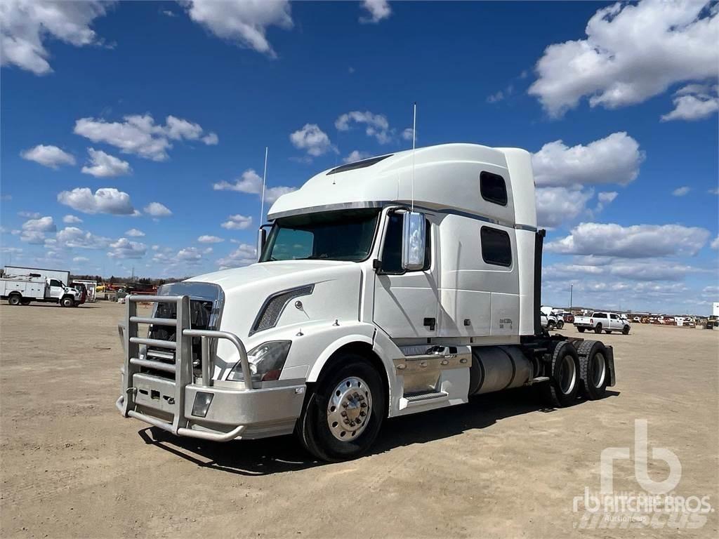 Volvo VNL Motrici e Trattori Stradali