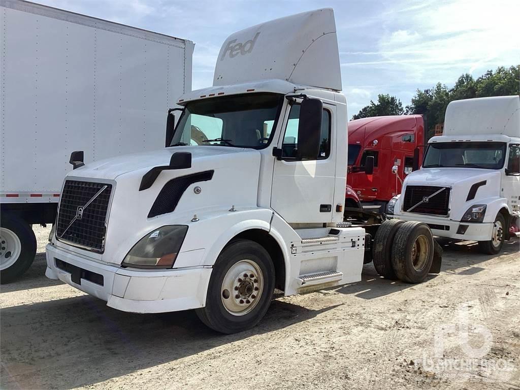 Volvo VNL Motrici e Trattori Stradali