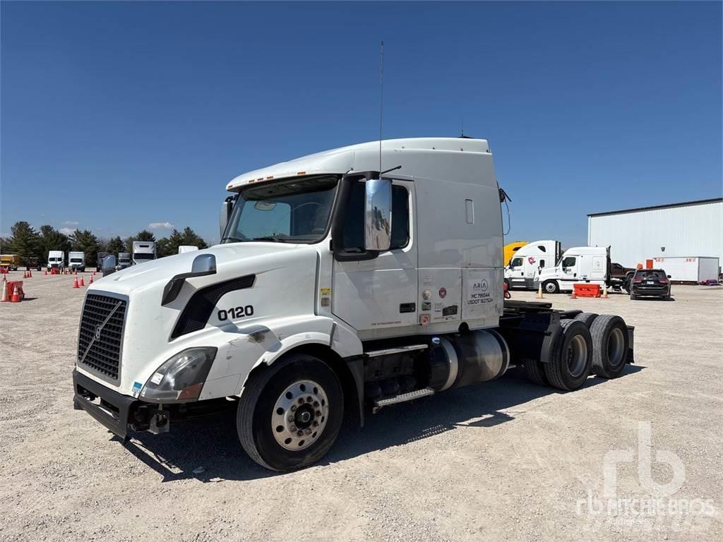 Volvo VNL Motrici e Trattori Stradali