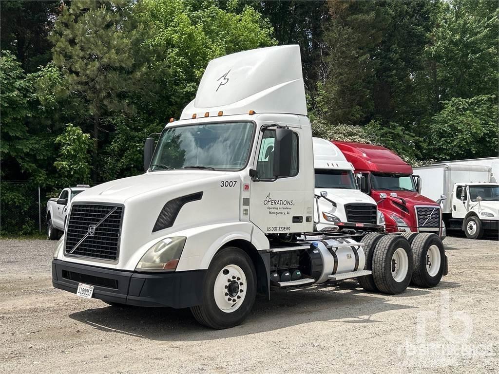 Volvo VNL300 Motrici e Trattori Stradali
