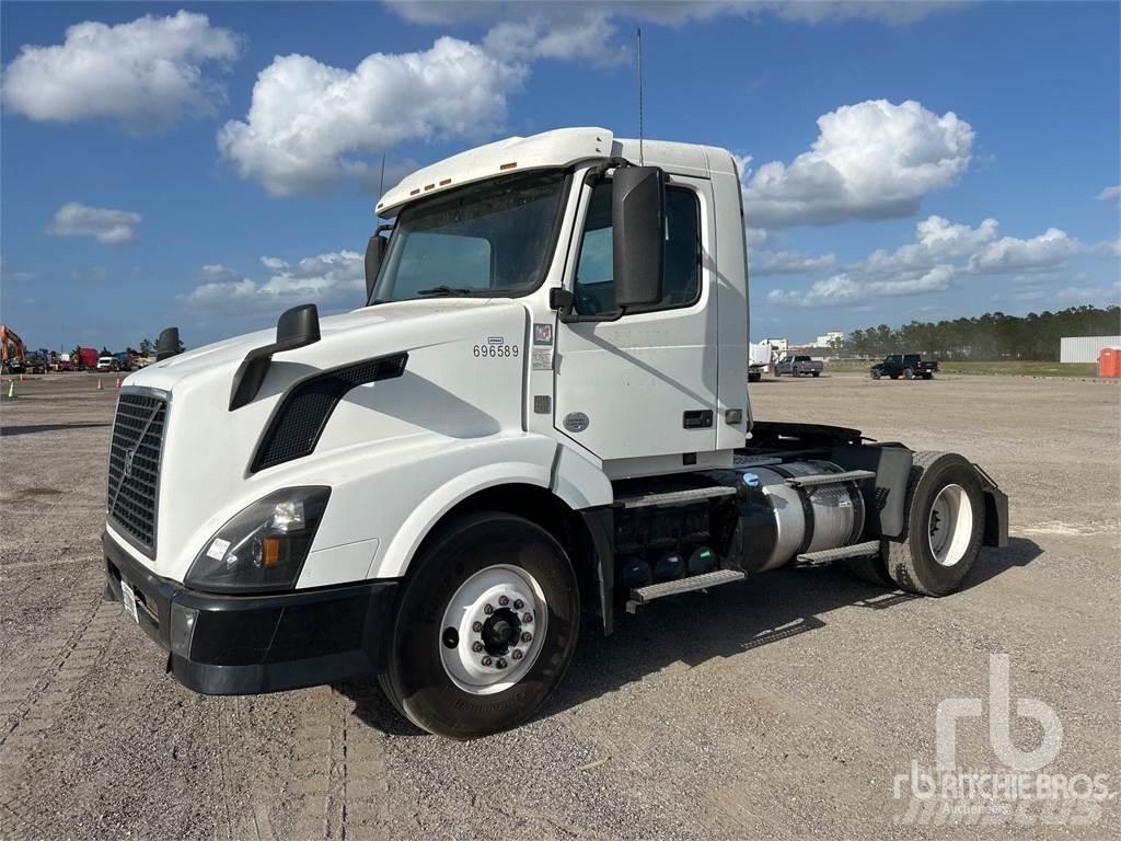 Volvo VNL300 Motrici e Trattori Stradali