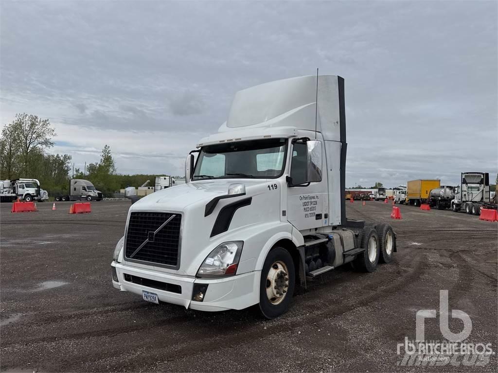 Volvo VNL300 Motrici e Trattori Stradali