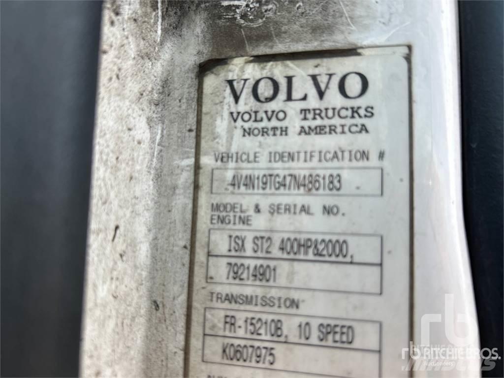 Volvo VNL42T Motrici e Trattori Stradali