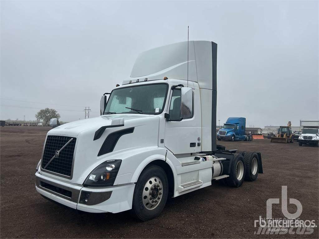 Volvo VNL64 Motrici e Trattori Stradali