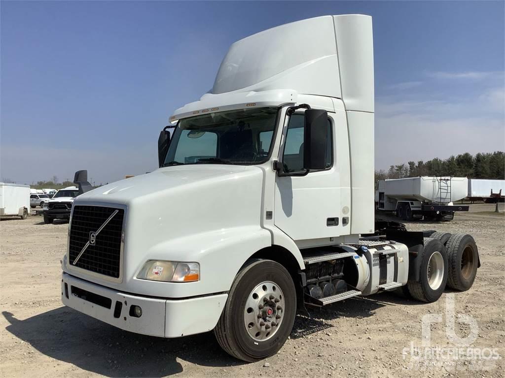 Volvo VNM Motrici e Trattori Stradali