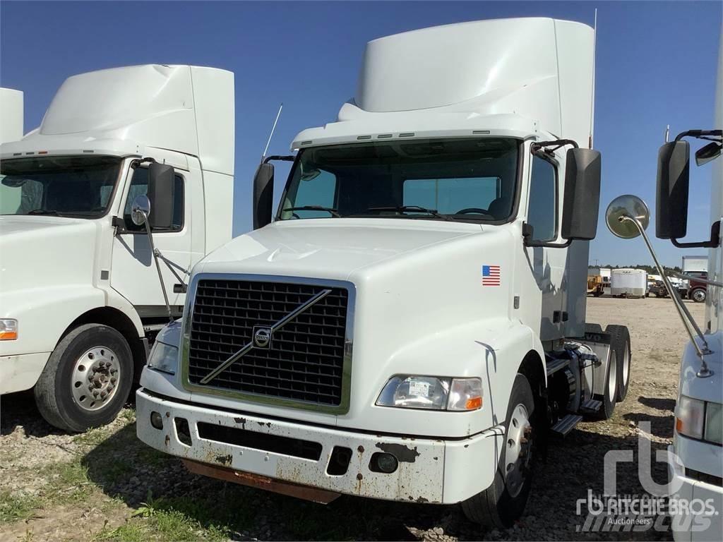 Volvo VNM Motrici e Trattori Stradali