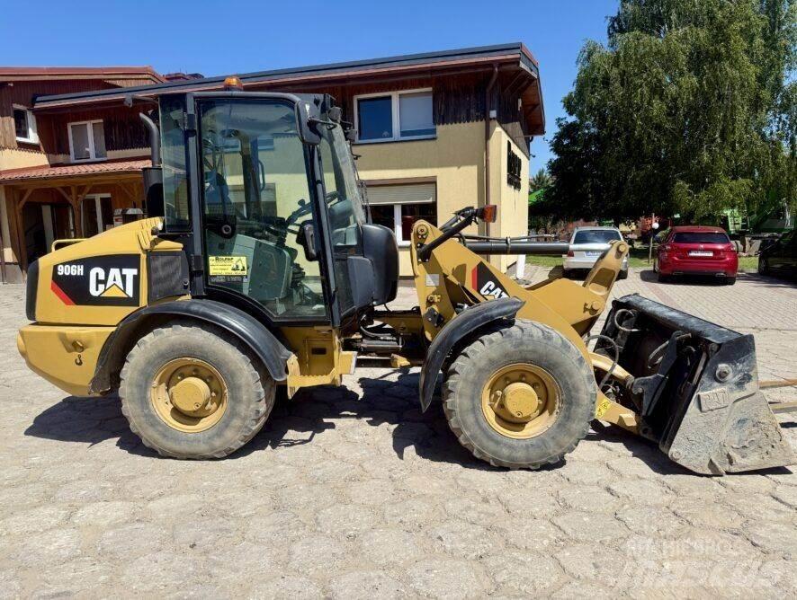 CAT 906H Pale gommate