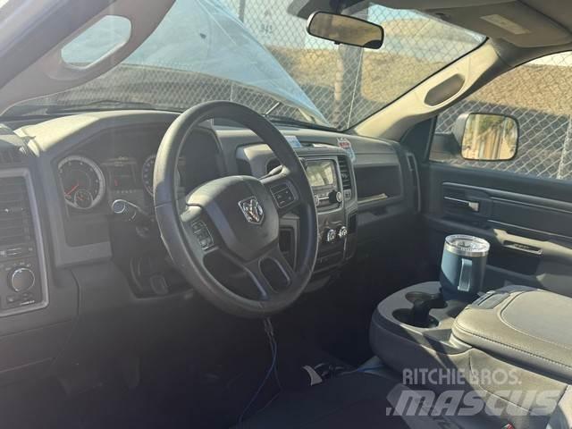 Dodge Ram 2500 Carroattrezzi
