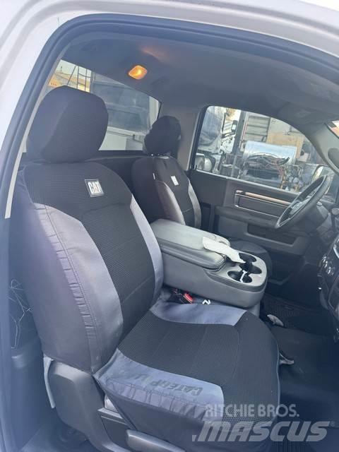 Dodge Ram 2500 Carroattrezzi
