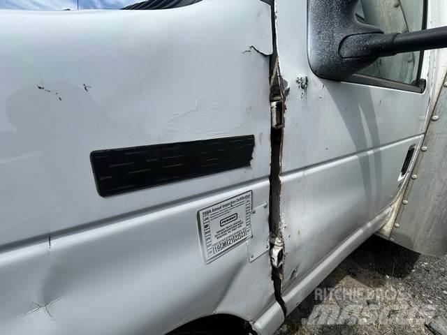 Ford E-350 Camion cassonati