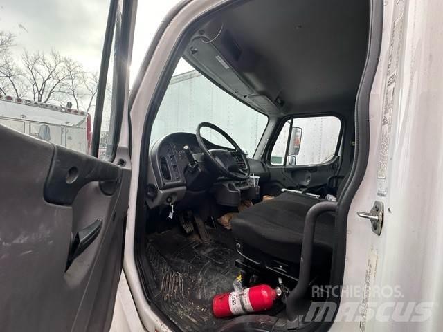 Freightliner M2 Camion cassonati