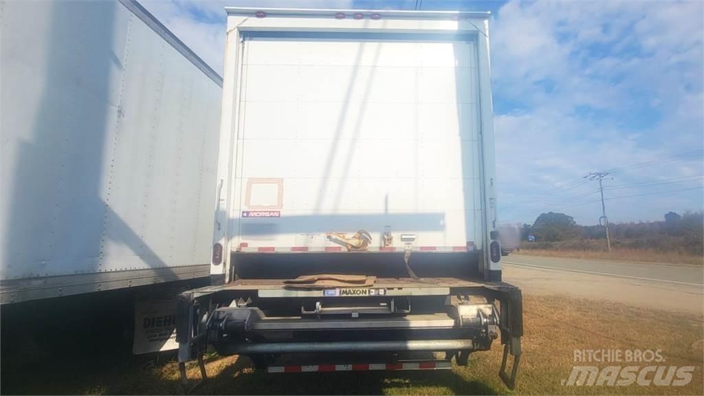 Freightliner M2 Camion cassonati