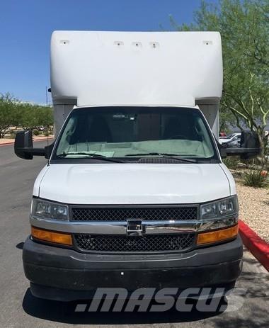 GMC Savana 4500 Camion cassonati