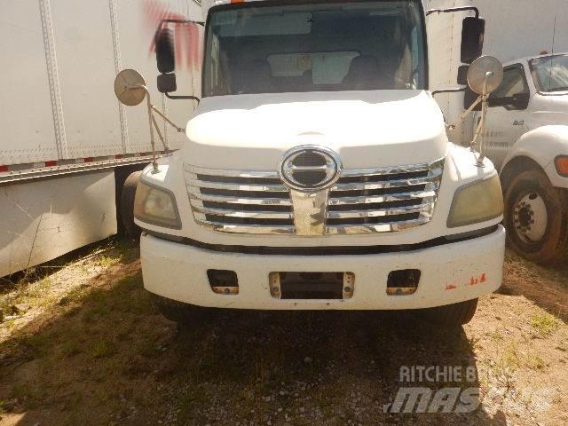 Hino 258 Camion cassonati