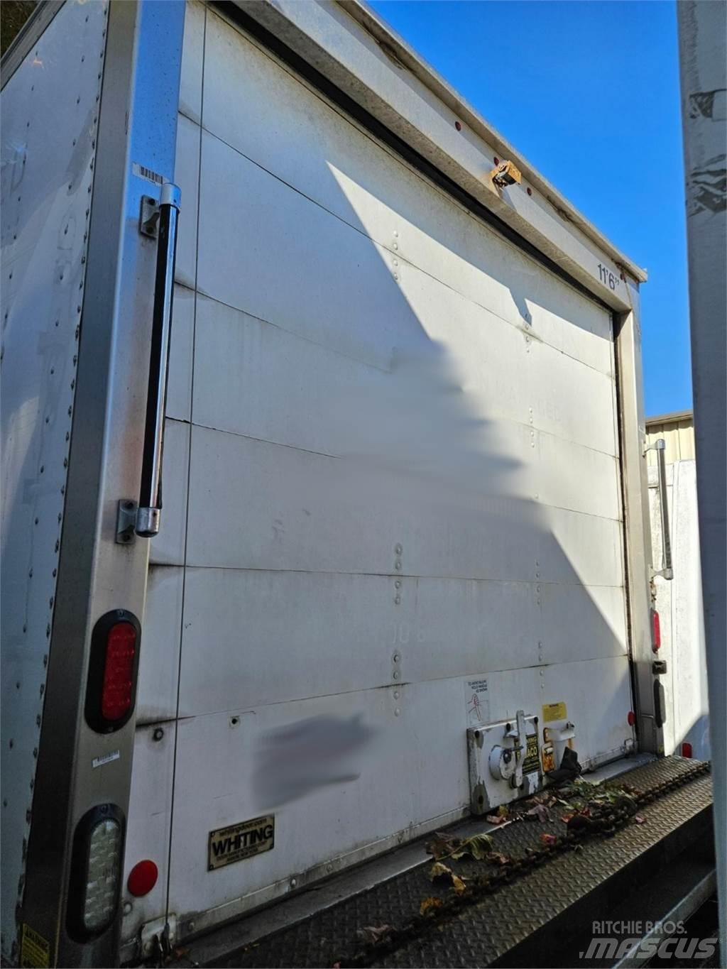 Hino 268 Camion cassonati
