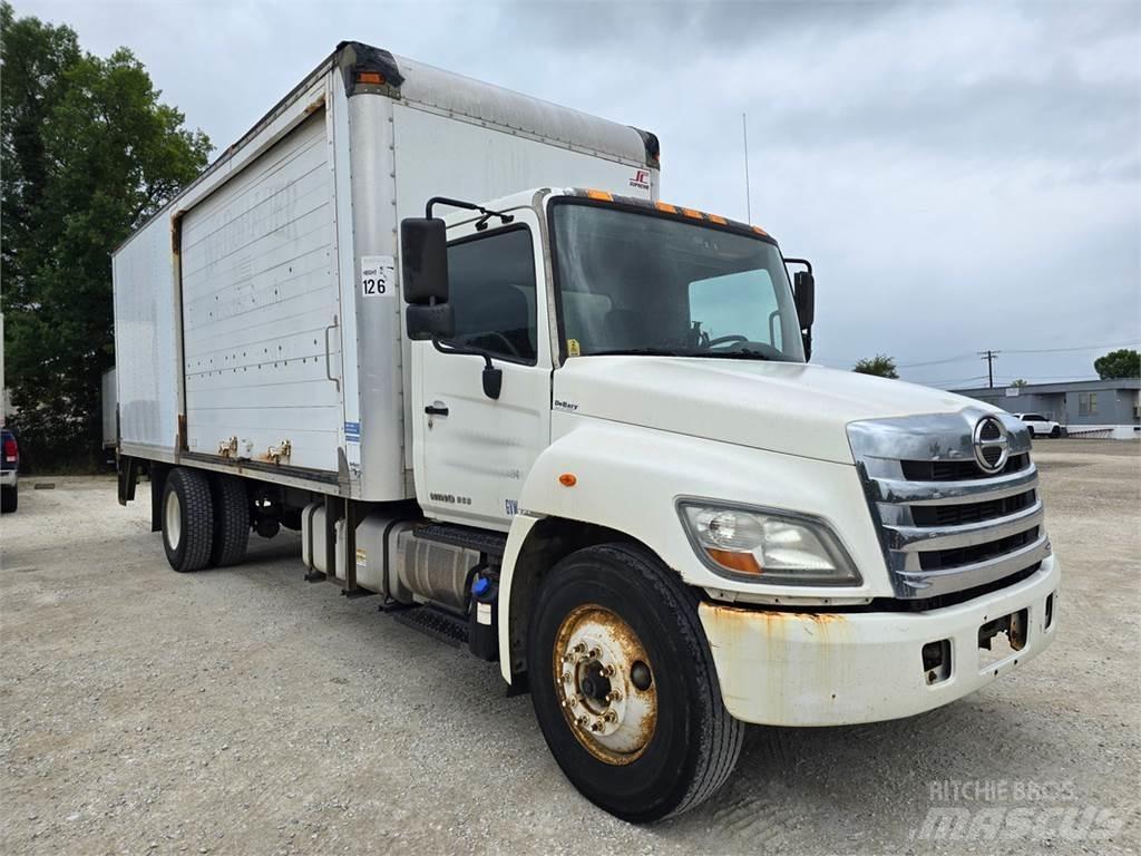 Hino 268 Camion cassonati
