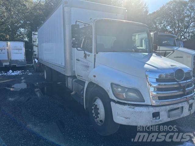 Hino 268 Camion cassonati