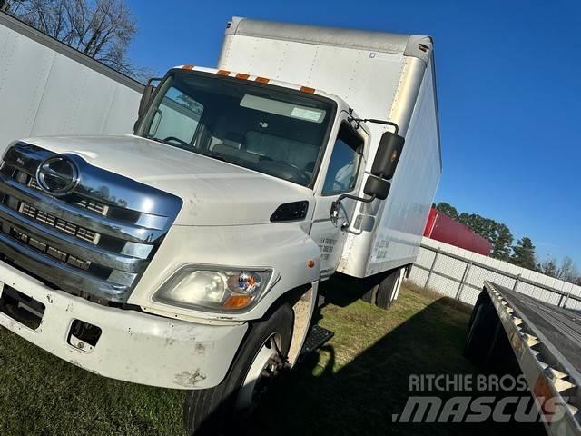 Hino 268 Camion cassonati