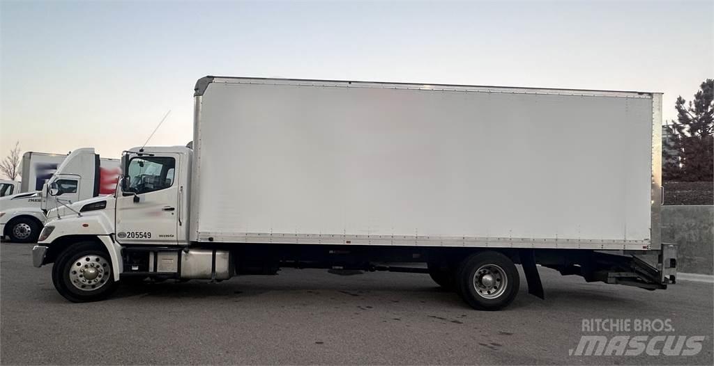 Hino 268A Camion cassonati