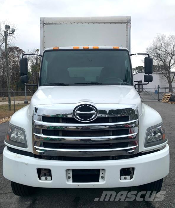 Hino 268A Camion cassonati