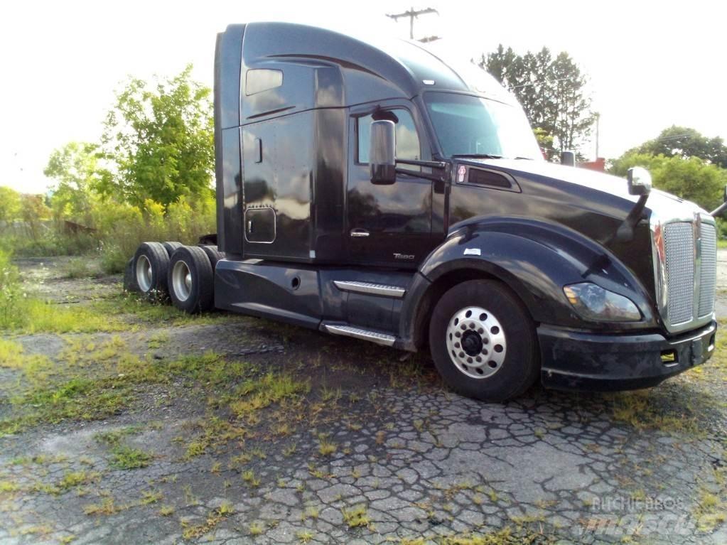 Kenworth T680 Motrici e Trattori Stradali