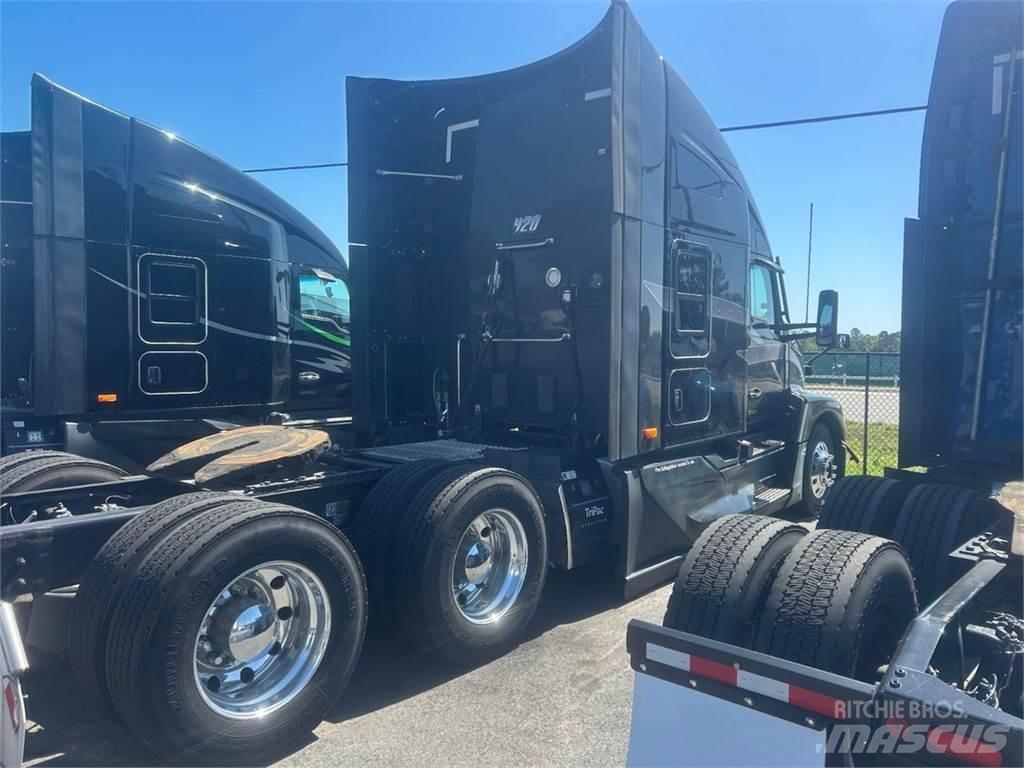 Kenworth T680 Motrici e Trattori Stradali