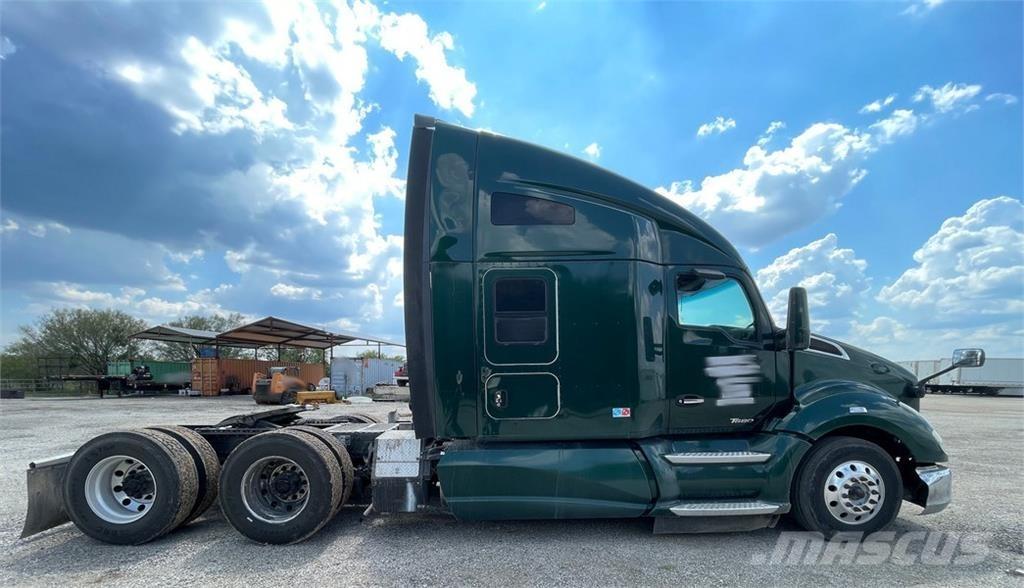 Kenworth T680 Motrici e Trattori Stradali