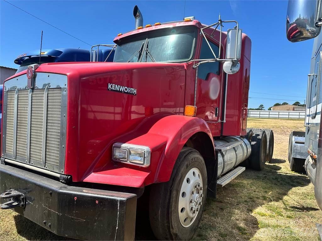Kenworth T800 Motrici e Trattori Stradali