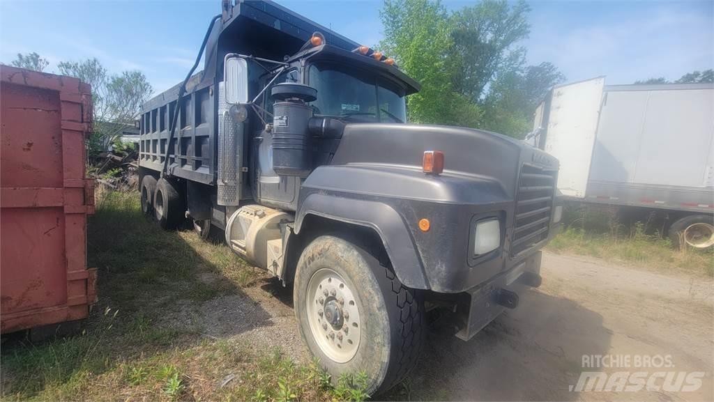 Mack RD6885 Camion ribaltabili