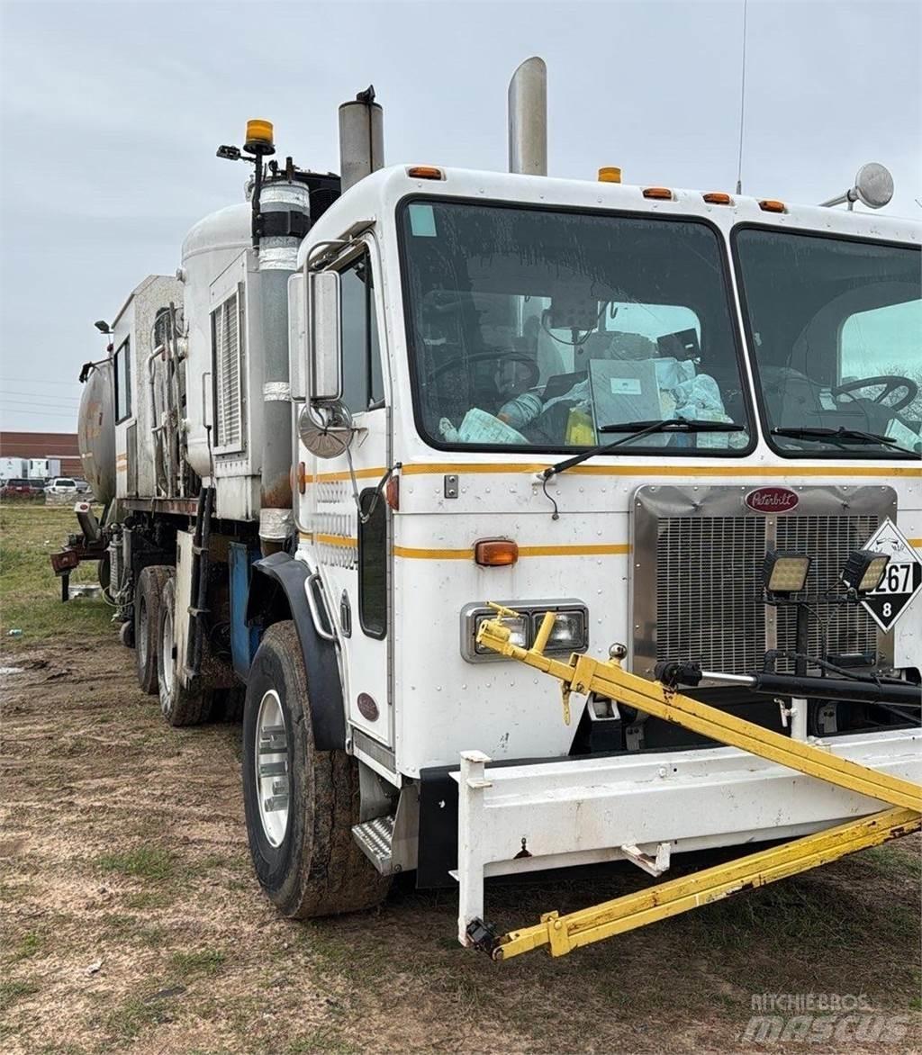 Peterbilt 320 Camion altro